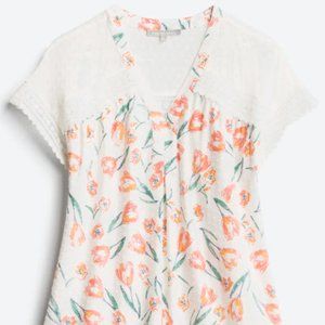 Daniel Rainn | Marola Lace Sleeve Detail Textured Knit Top | XS